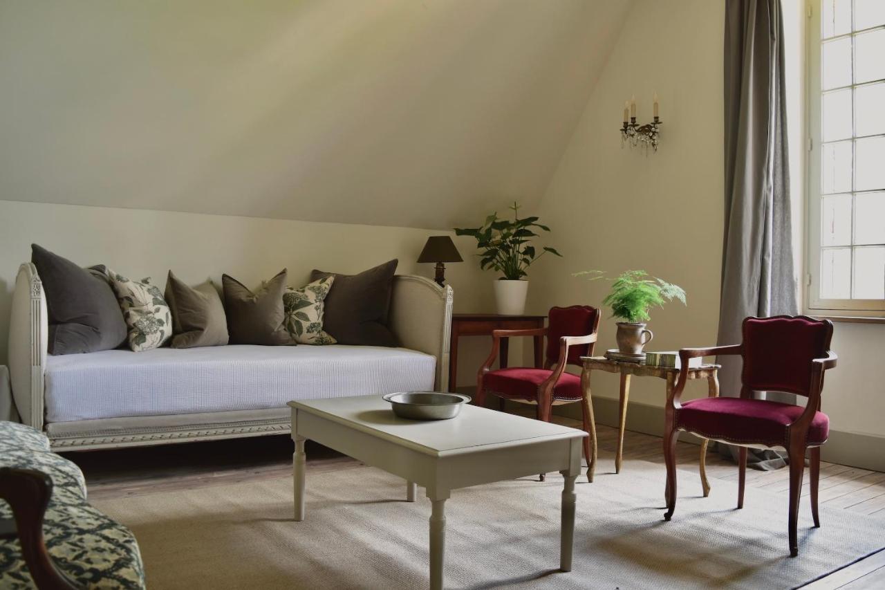 Manoir De Plaisance Bed & Breakfast Benon Exterior photo